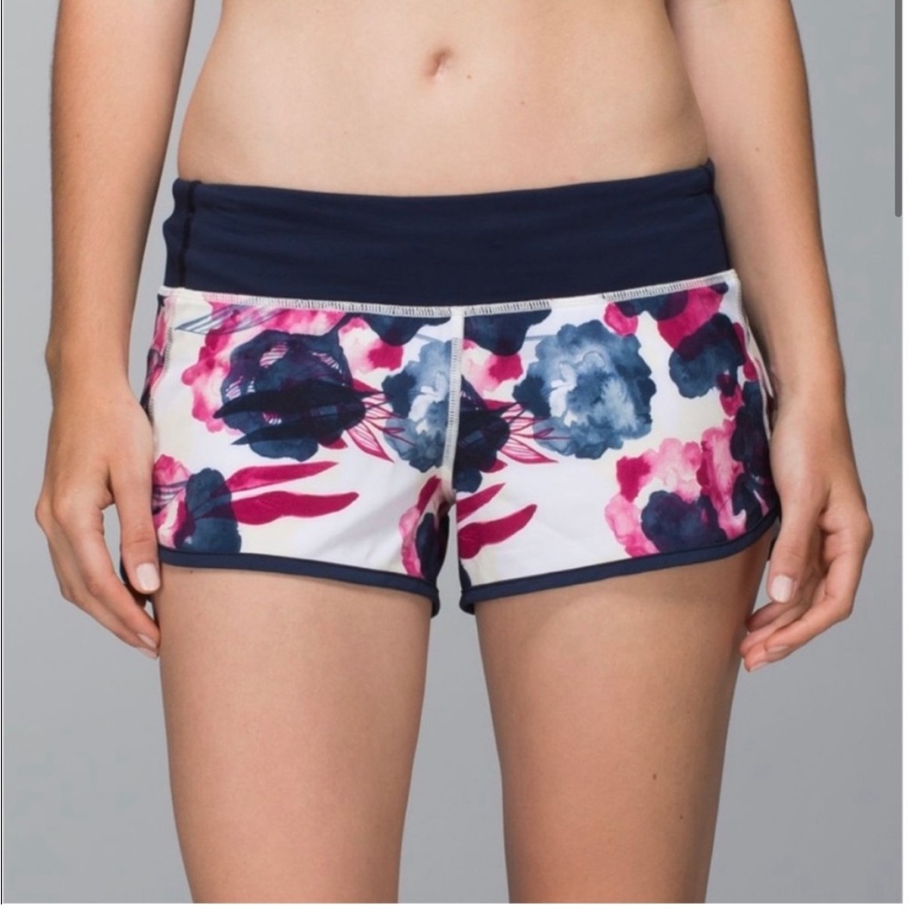 Lululemon Run Speed Shorts Size 6 Inky Floral Ghost Inkwell